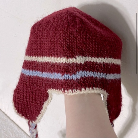 PSA Canada Burgundy Wool Inukshuk Knit Toque With Ear Flaps - Picture 4 of 12